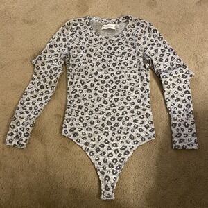 ABERCROMBIE & FITCH SOFT A & F COZY LONG SLEEVE ANIMAL PRINT THONG BODYSUIT XS